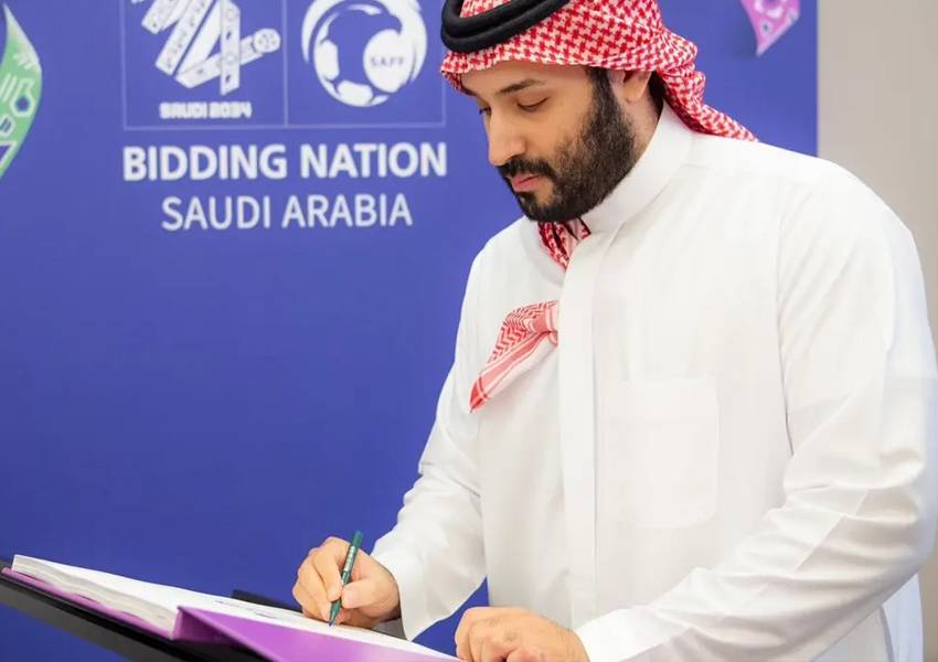 الأمير محمد بن سلمان يهنّىء الملك السعودي بهذا الحدث..