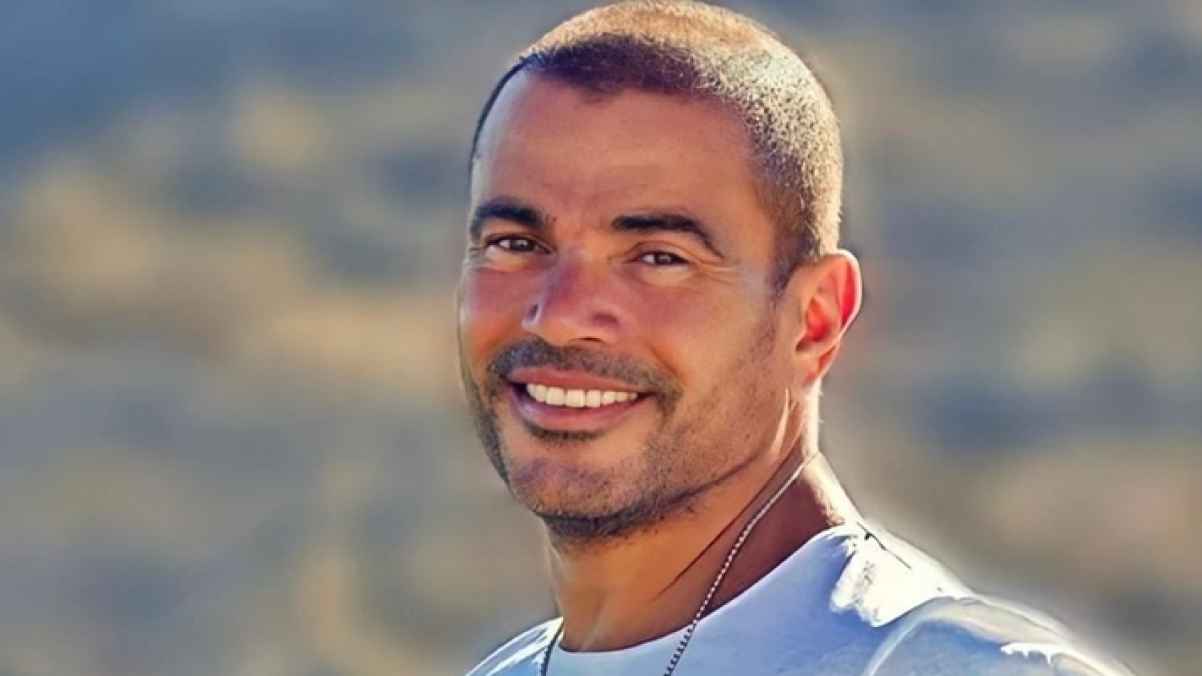 عمرو دياب يكشف عن موعد طرح ألبومه الجديد