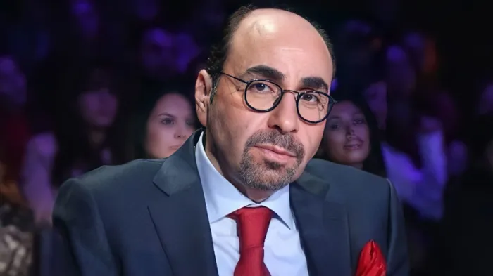 بالفيديو-أسامة الرحباني يعزي كارول سماحة