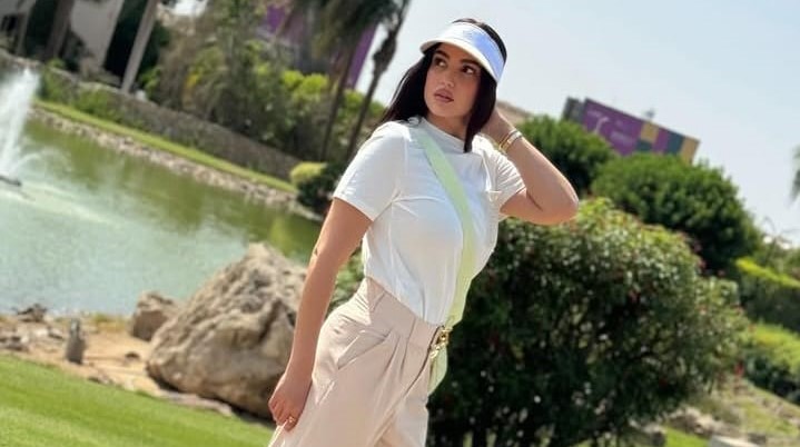 درة زروق في العيد بإطلالة 