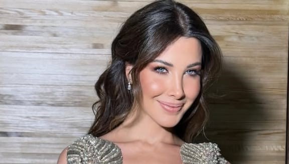بفستان مرصع بالكريستال.. نانسي عجرم مبهرة في زفاف سيليو صعب وزين قطامي