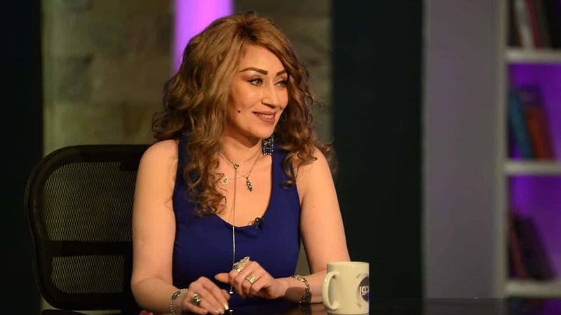 إيناس مكي تروي تفاصيل إصابتها بمرض مناعي نادر