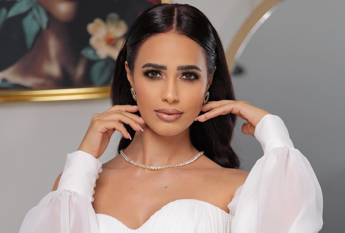 رنا سماحة تثير الجدل بعد ظهورها بفستان زفاف وحذف الصورة سريعاً.. إليكم التفاصيل