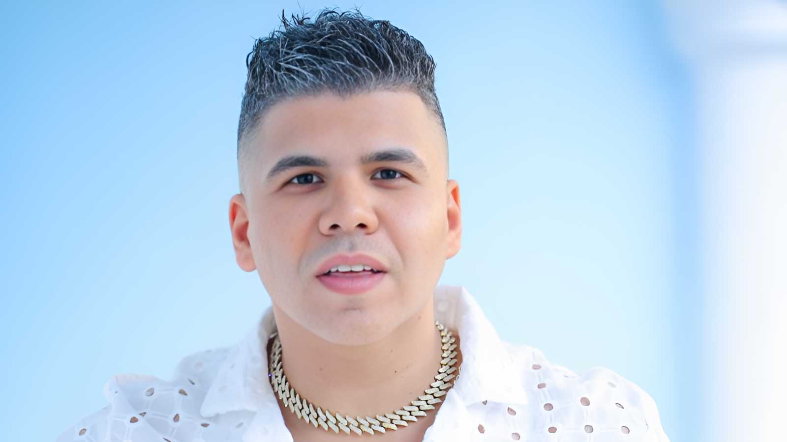 عمر كمال يوجه رسالة مؤثرة إلى محمد فؤاد بعد أزمة الألبوم