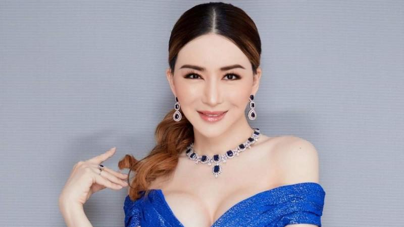 مذكرة اعتقال لرئيسة ملكة جمال الكون السابقة وسط جدل واسع حول المسابقة