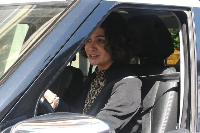 بيرجي أكالاي تواجه أزمة جديدة بعد ضبطها تقود تحت تأثير الكحول