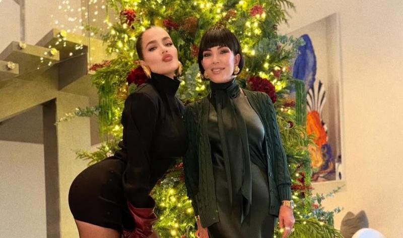 منازل المشاهير تشتعل بالأضواء.. جولة في ديكورات الكريسماس لعام 2025