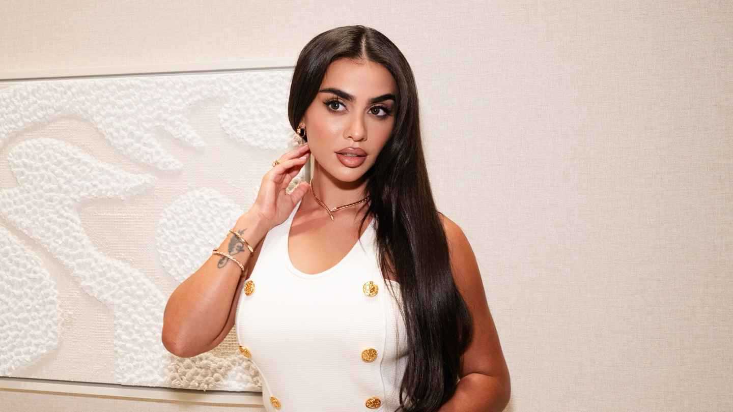 الدكتورة يومي تساند الدكتورة خلود إنسانيًا وسط أزمتها الأخيرة