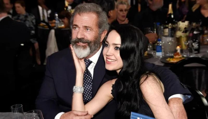 ميل غيبسون ينفصل عن روزاليند روس بعد 9 سنوات من العلاقة بهدوء