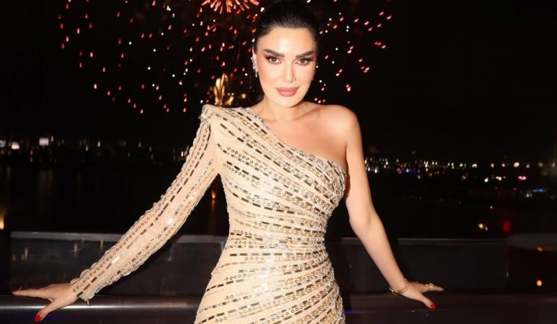 سيرين عبد النور بتصميم طوني ورد في رأس السنة.. سحر البيج وصيحة الكم الواحد