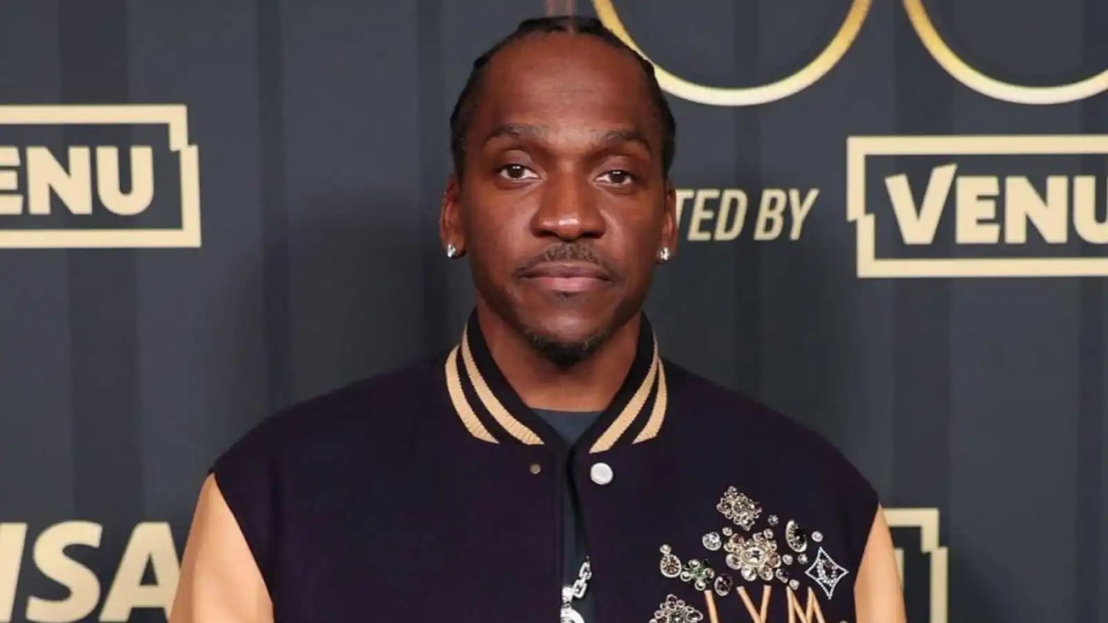 ملفات جيفري إبستين تعيد الجدل حول أسماء مشاهير بينهم جاي زي وهارفي واينستين