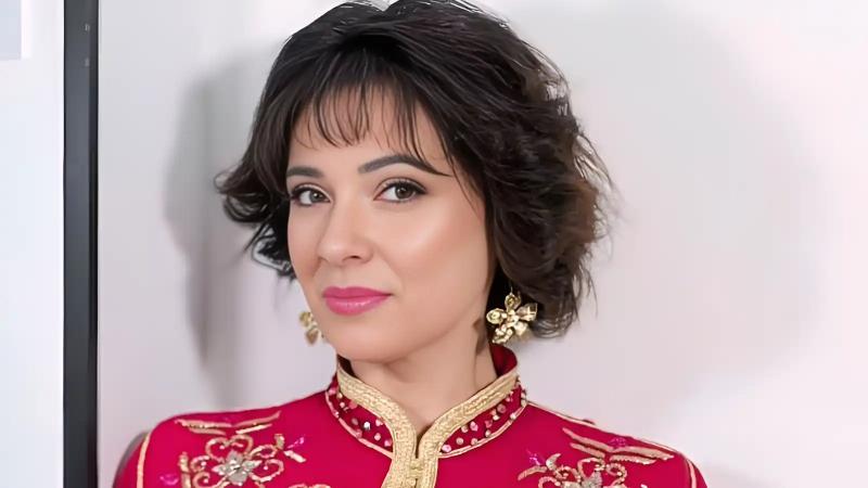 والدة الفنانة نورهان شعيب في ذمة الله