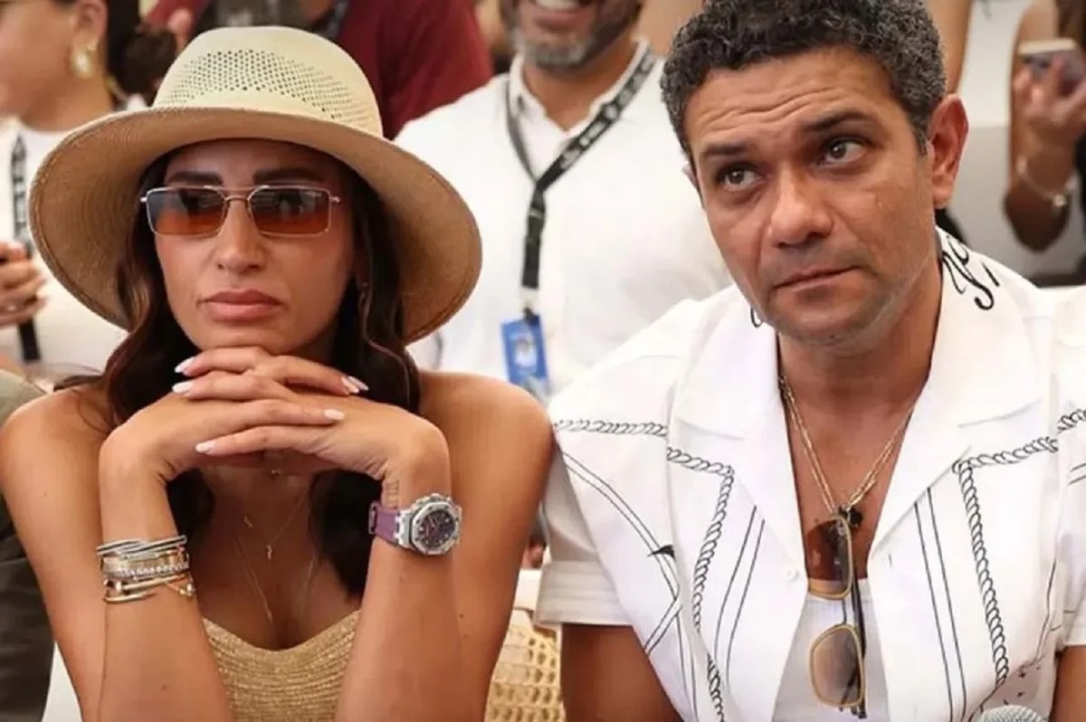 مسلسل اتنين غيرنا يثير الجدل بحذف أسماء دينا الشربيني وآسر ياسين من التتر