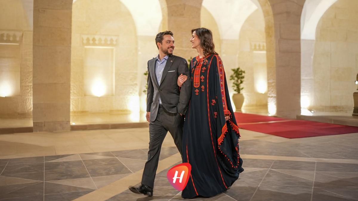 الأميرة رجوة الحسين تحيي التراث النجدي بأناقة ملكية دافئة في إفطار رمضان