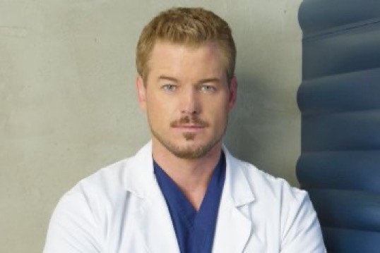 رحيل إريك داين… الطبيب الوسيم في Grey's Anatomy يخسر معركته الأخيرة