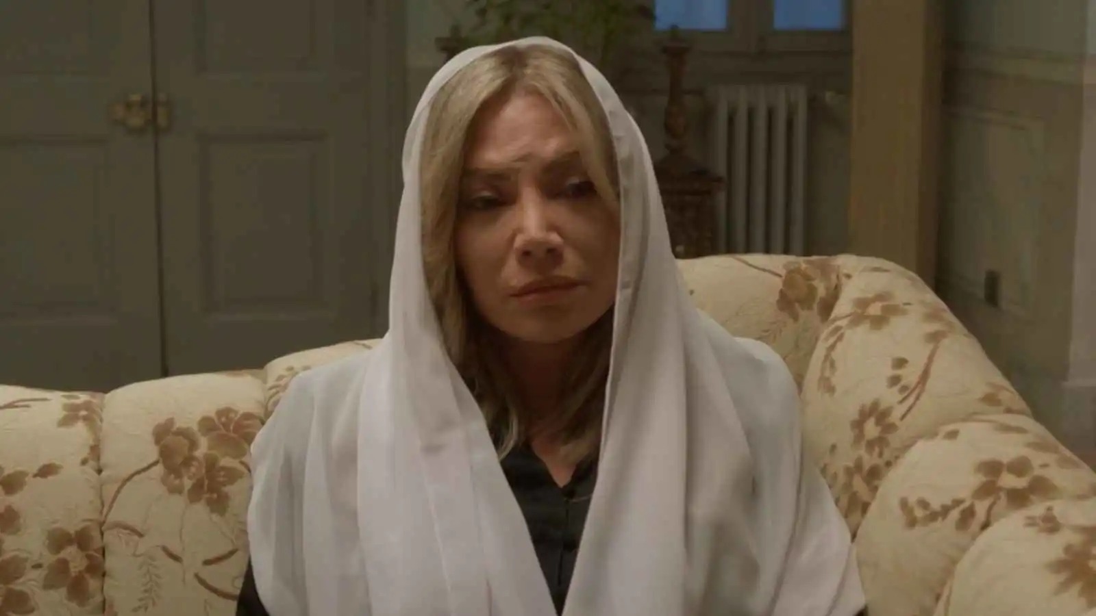 صدمة مزدوجة في الحلقة 12 من 