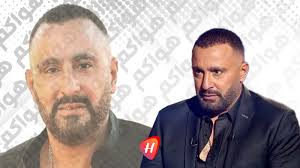 كيف أنهى اتصال هاتفي خلاف أحمد السقا وخالد الصاوي؟