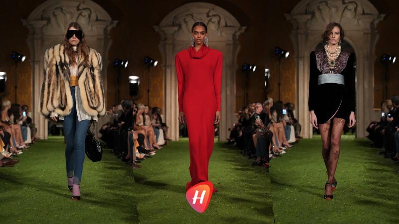 الأحمر وعدم التماثل والظهر المكشوف… Valentino يوقع رؤيته لخريف 2026