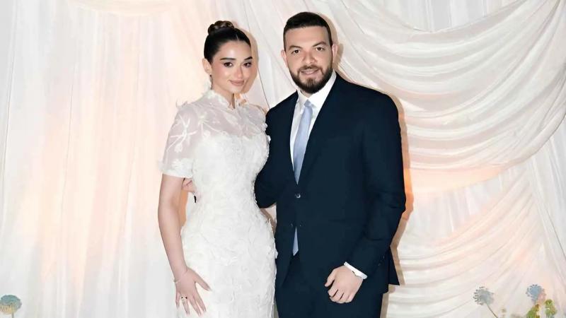 خطوبة ملك أحمد زاهر وشريف الليثي في أجواء عائلية هادئة