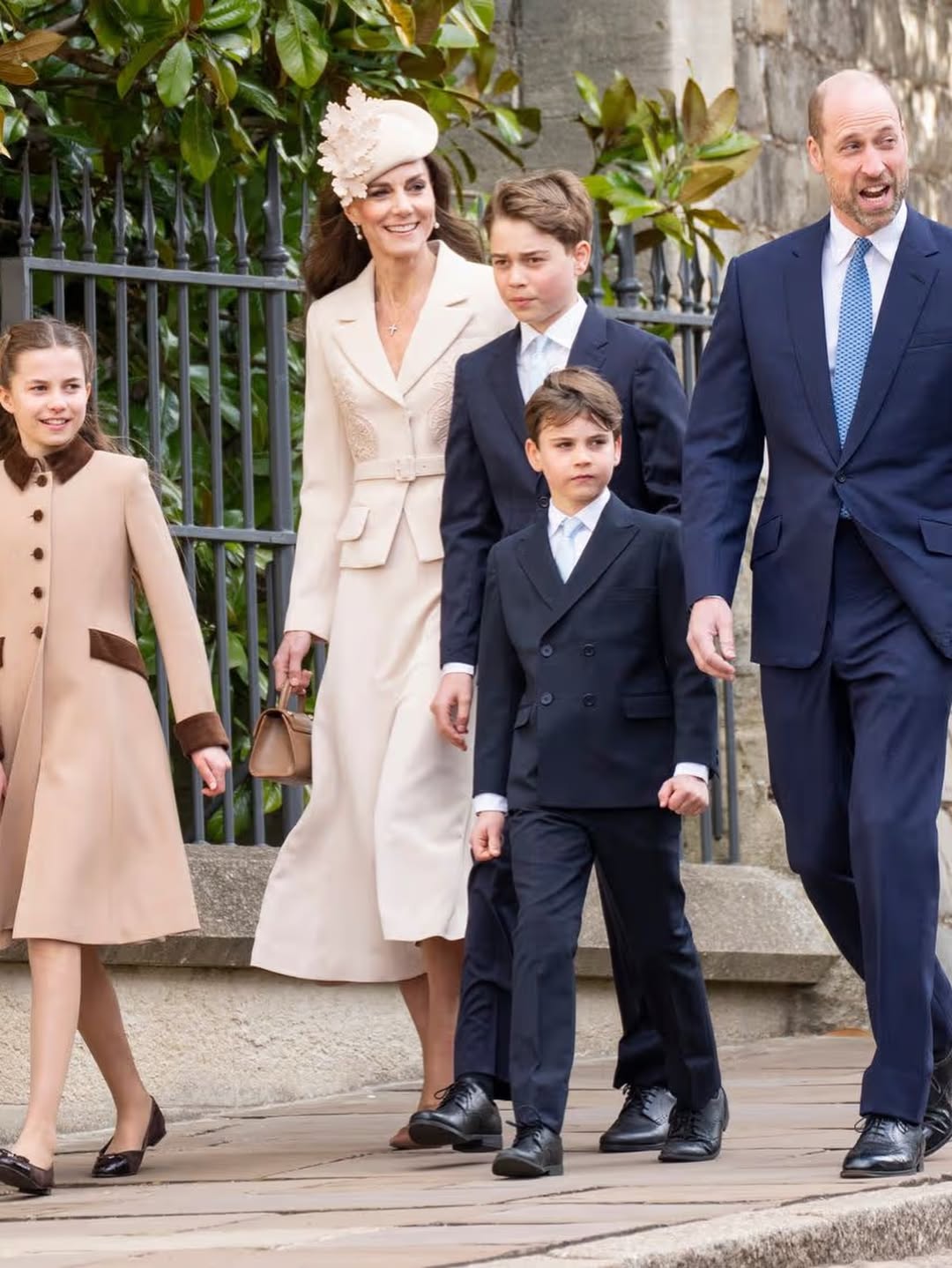 كيت ميدلتون في عيد الفصح تجمع الأناقة والبساطة والبروتوكول.. تفاصيل الإطلالة الكاملة