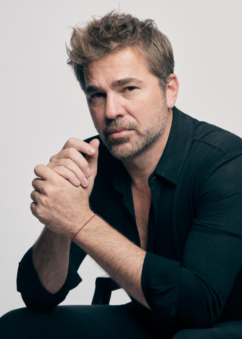 إنجين ألتان دوزياتان وأوزغي غوريل أحدث ثنائي تركي.. تفاصيل المشروع الجديد