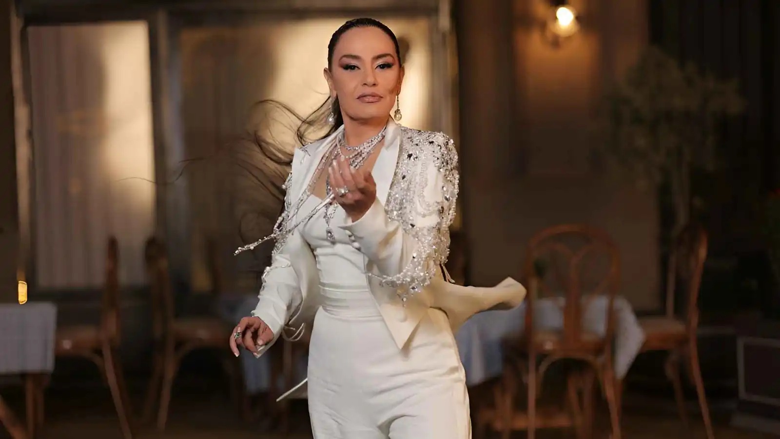 شريهان توجه رسالة مؤثرة لـ شيرين عبد الوهاب