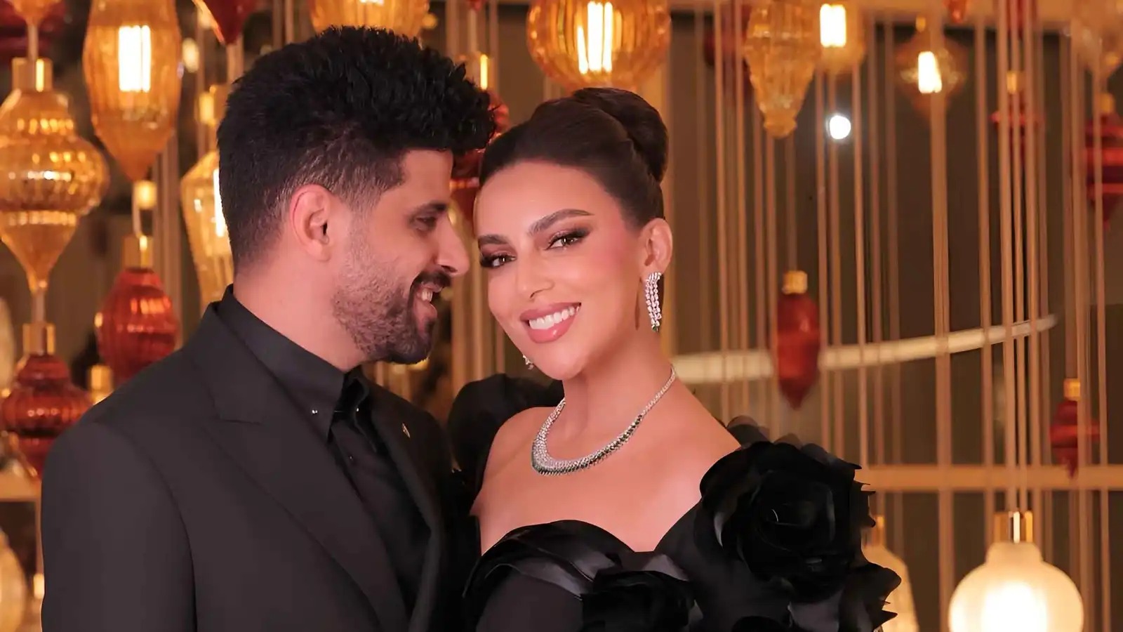 حمدي الميرغني وإسراء عبد الفتاح يعلنان انفصالهما بعد 10 سنوات من الزواج