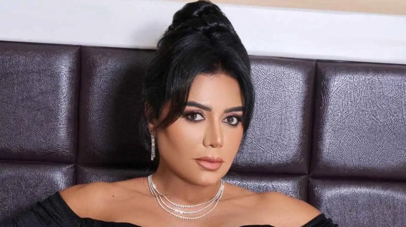 رانيا يوسف تكشف أسراراً شخصية وموقف عادل إمام من أزمة الفستان