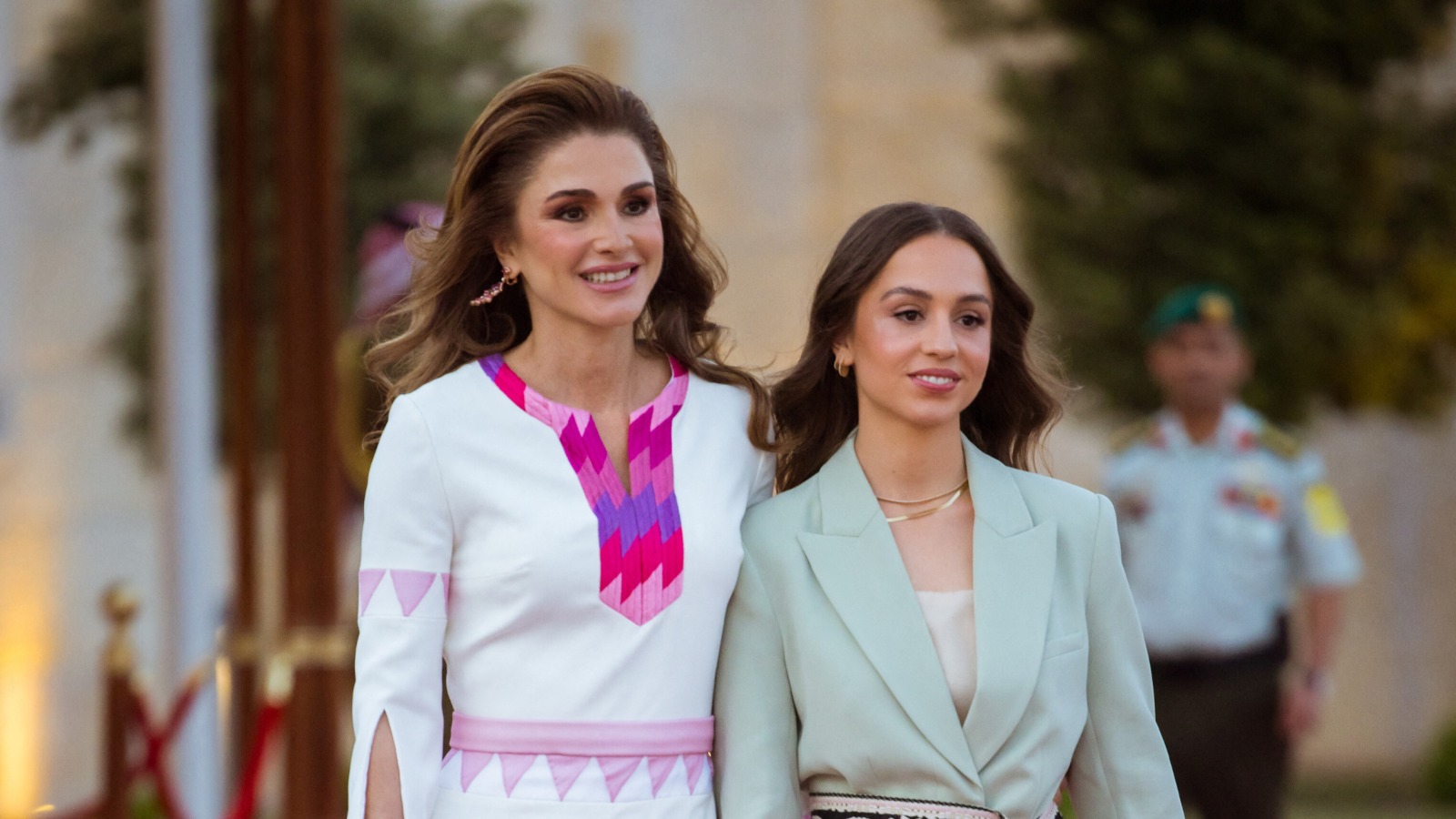 الملكة رانيا تكشف جانبا خاصا من علاقتها بالأميرة إيمان