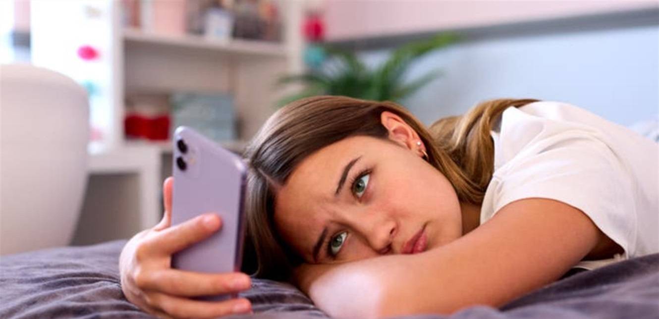 انتشار فيديو اباحي لمشهورة تيك توك أرسلته بارادتها مقابل المال | HawacomTV