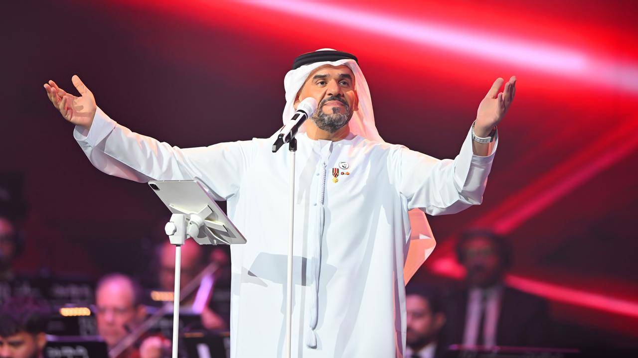 حسين الجسمي: عندما أغني أمام الجمهور الكويتي فإنه يحتضنني