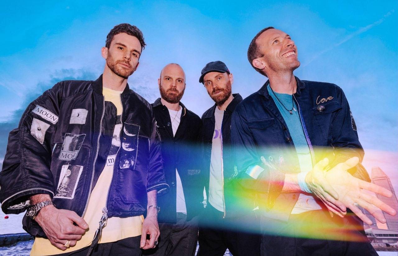 فرقة COLDPLAY وأولى أغاني الألبوم الجديد  MOON MUSiC