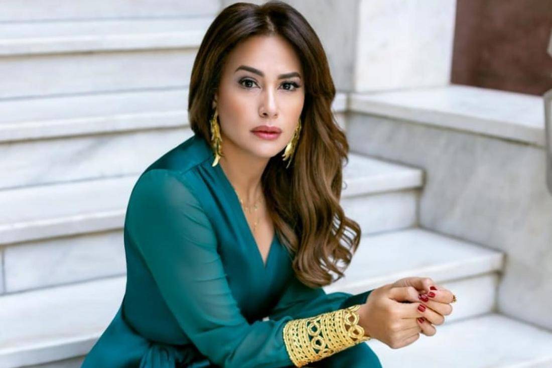 إياد نصار يتجاهل هند صبري!