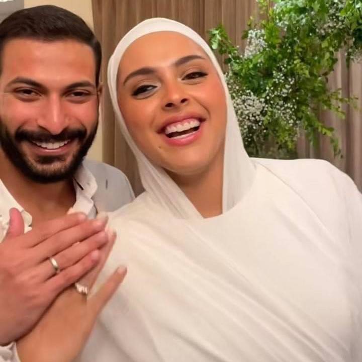 محمد هنيدي يحتفل بخطوبة ابنته فريدة